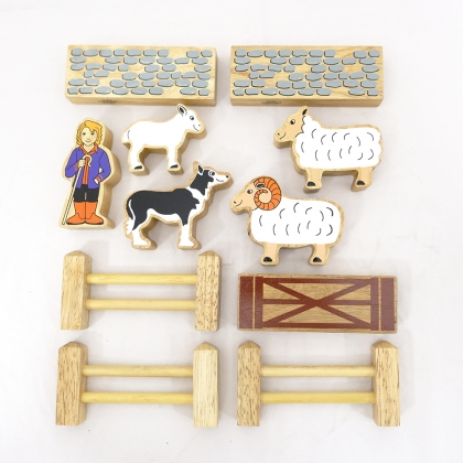 Wooden sheep playset - 11 figures